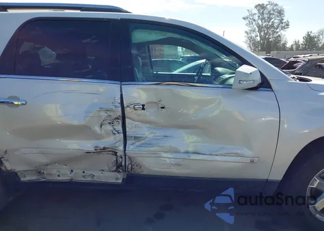 2008 Saturn Outlook Xr from USA, damaged, VIN 5GZER23798J168871